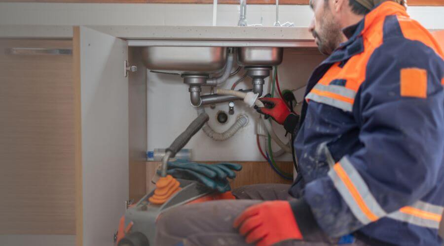 Professional slab leak plumber services in Fort Buchanan, PR